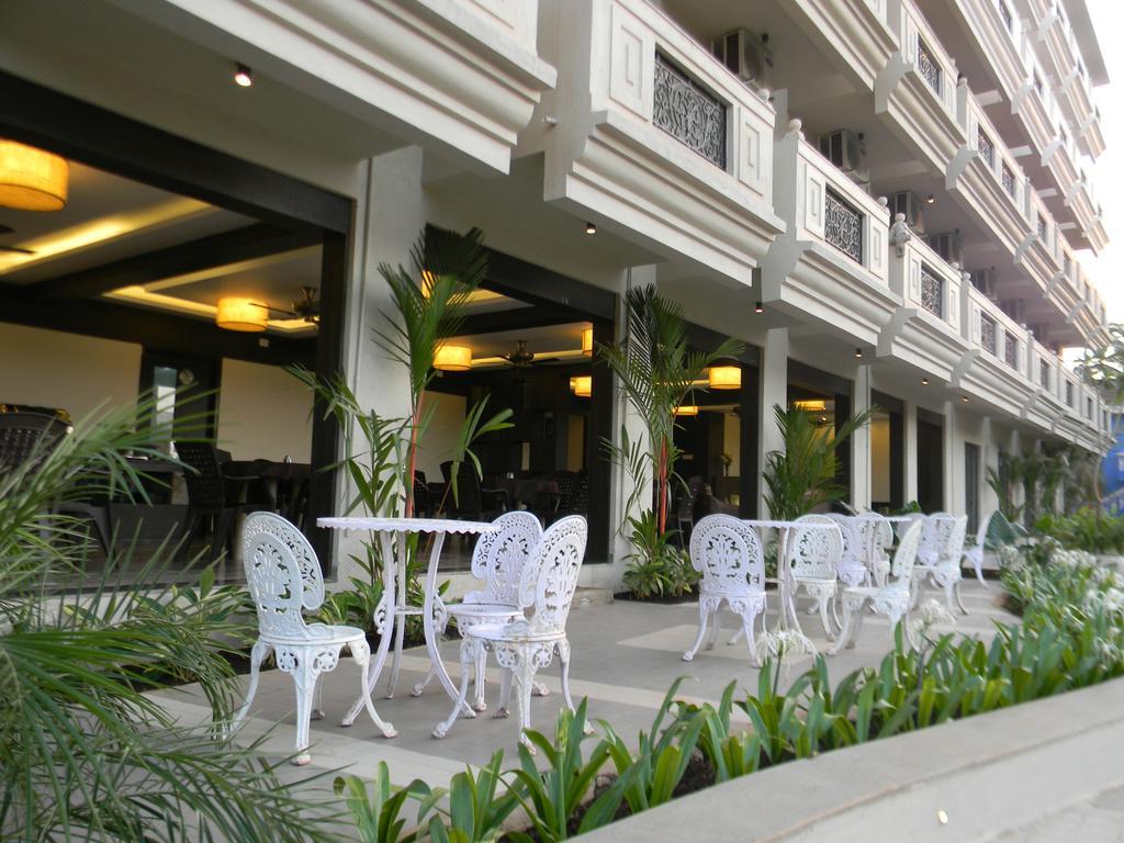 Resort De Crossroads Calangute Exteriér fotografie