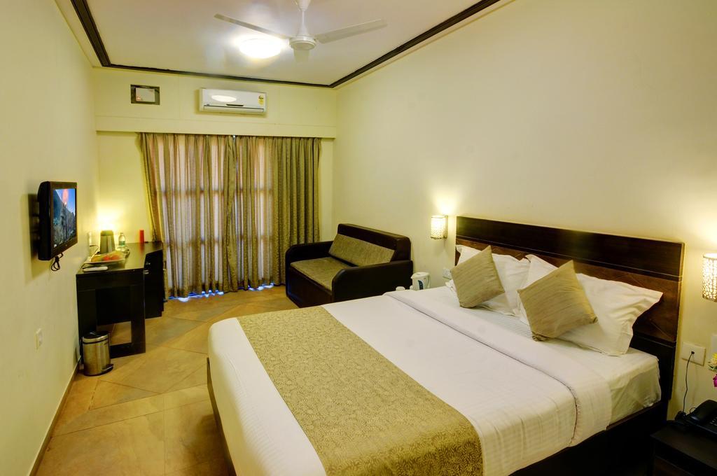 Resort De Crossroads Calangute Exteriér fotografie