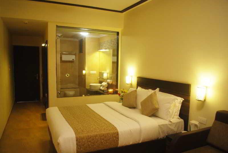 Resort De Crossroads Calangute Exteriér fotografie