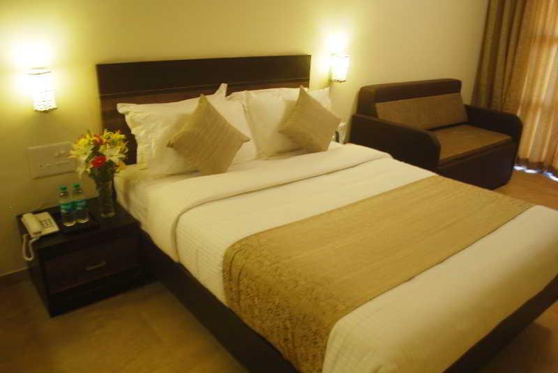 Resort De Crossroads Calangute Exteriér fotografie